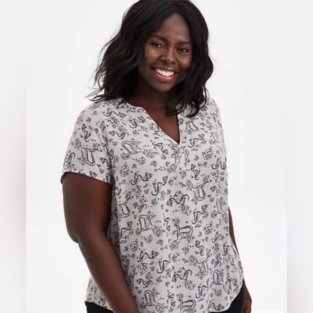 Torrid Gray Retro Nautical Print Blouse